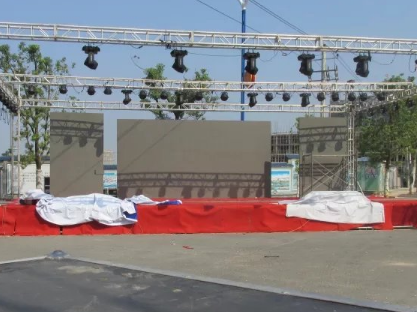 LED全彩顯示屏能否使用太陽(yáng)能?