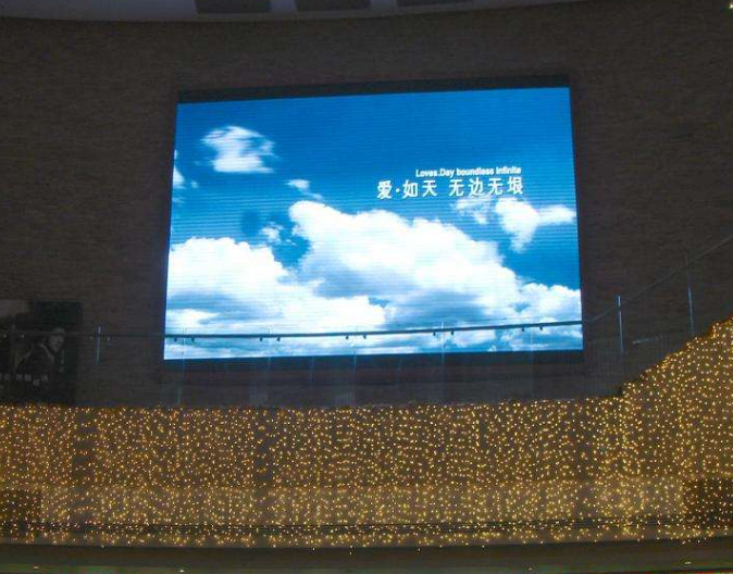 長沙戶外LED顯示屏如何選擇?